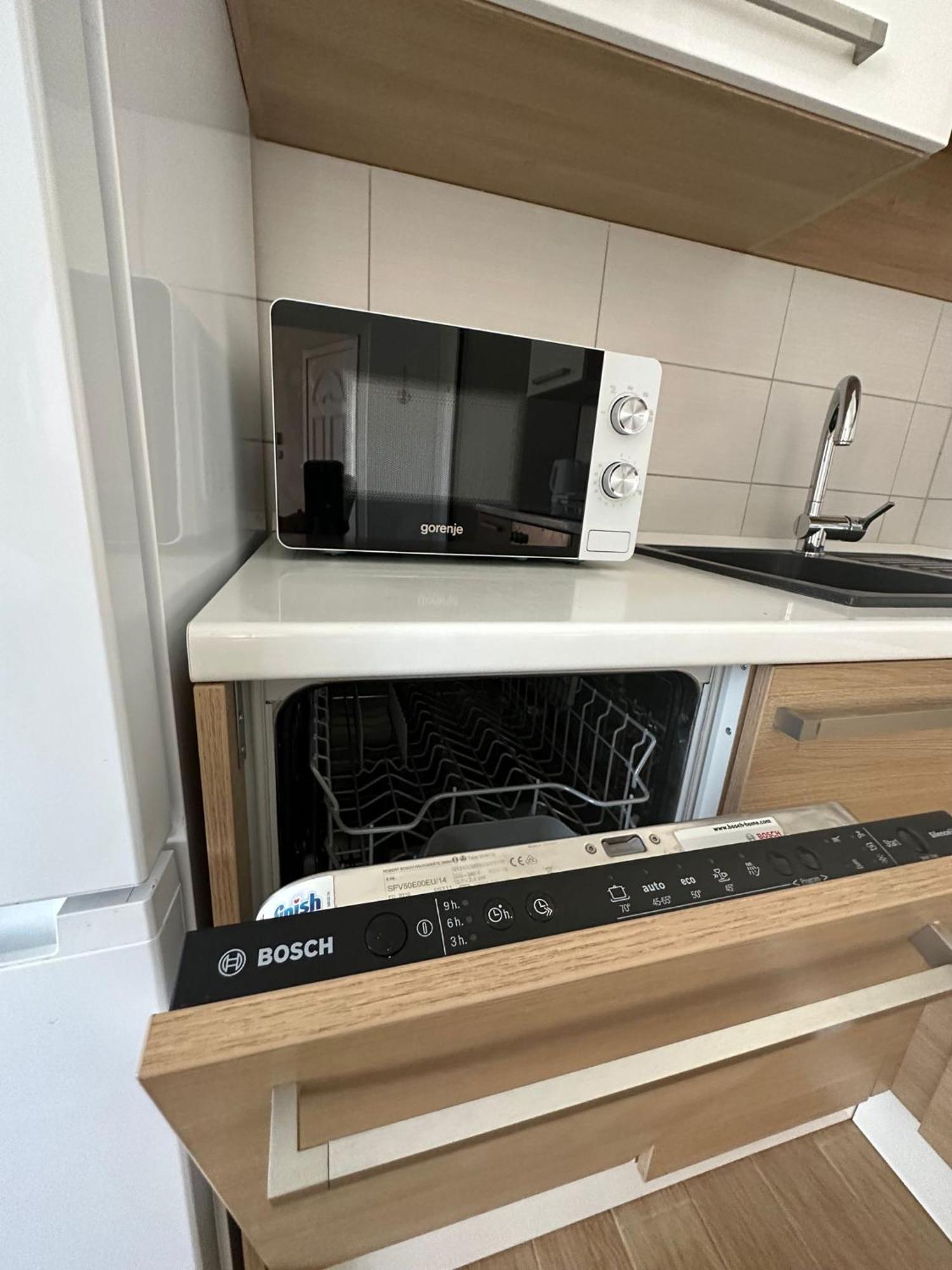 Apartments Vinse Near Rab Center Раб Экстерьер фото